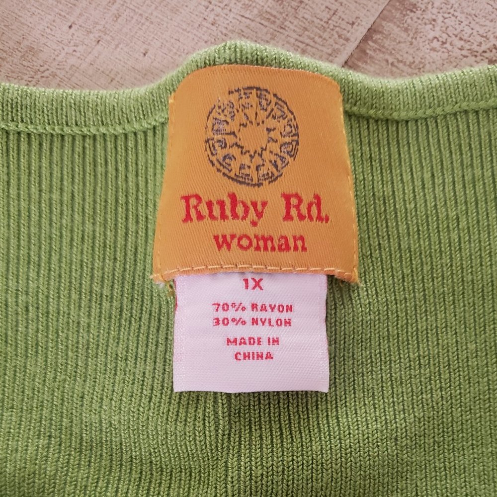 NWT - Ruby Rd Top - Picture 4 of 6